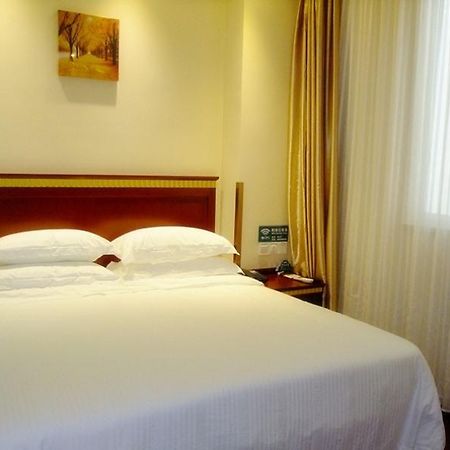 Greentree Inn Jiangsu Wuxi Dongting Leather City Express Hotel Esterno foto