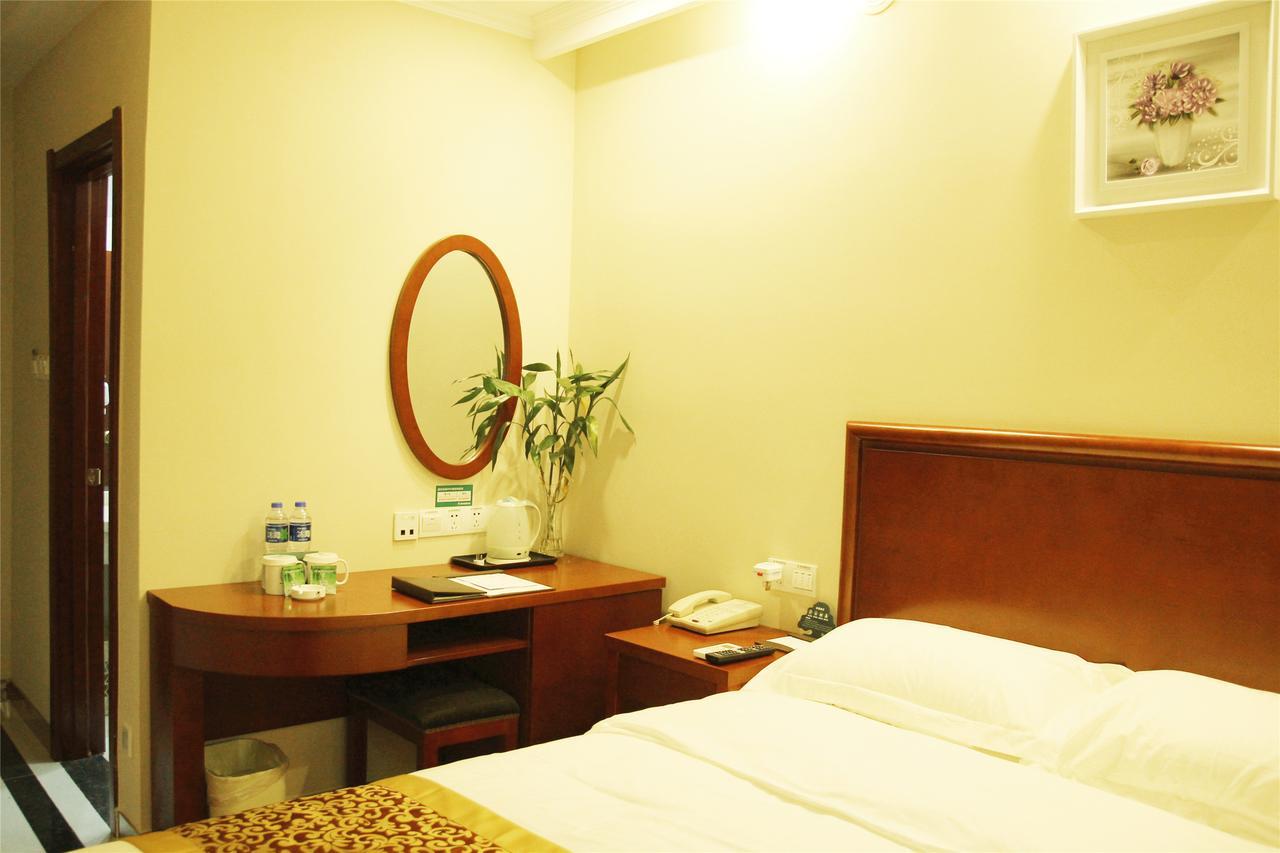 Greentree Inn Jiangsu Wuxi Dongting Leather City Express Hotel Esterno foto